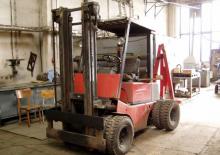 Ön forkliftler dizel Desta DV 32 B