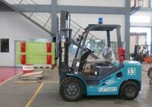 Ön forkliftler dizel Patria PFD 30 TH-2