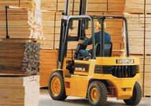 Ön forkliftler dizel Caterpillar V 50 E
