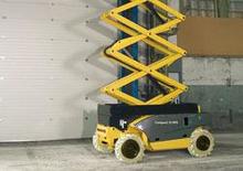 Wheeled scissor lifts Haulotte Compact 12 RTE