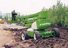 Wheeled Articulating Boom Lifts Niftylift HR 17