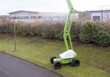 Wheeled Articulating Boom Lifts Niftylift HR 18