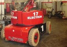 Wheeled Articulating Boom Lifts Basket SEL 17 AJ Electron