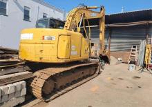 Paletli ekskavatörler John Deere Construction 135C