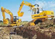 Paletli ekskavatörler Liebherr 942