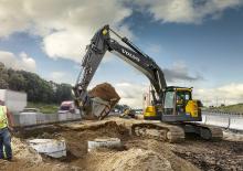 Paletli ekskavatörler Volvo ECR355EL