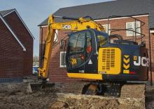 Paletli ekskavatörler JCB JZ141