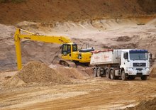 Paletli ekskavatörler Komatsu PC240LC-8