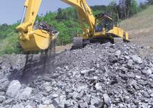 Paletli ekskavatörler Komatsu PC650-5