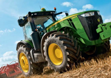 Paletli traktörler John Deere 8310 RT