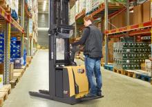 Pallet Stackers Stand Up Rider Platform Caterpillar NSV12P(I)