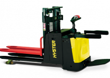 Pallet Stackers Stand Up Rider Platform Hyster S2.0SD 