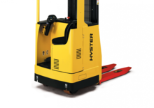 Pallet Stackers Sit Down Rider Hyster RS 1.5