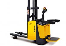 Pallet Stackers Stand Up Rider Platform Hyundai 20 EDPR