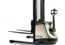 Walkie Stackers Crown 20M