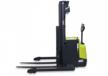 Walkie Stackers Clark SSX 16