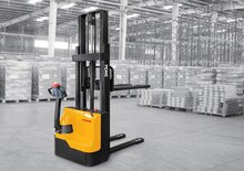 Walkie Stackers TCM STW12T	