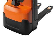 Pallet Jacks BT LWE 200