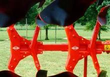 Ploughs Kuhn Master 102 ET 2