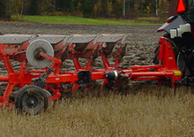 Ploughs Kuhn Multi-Master 122 T 4