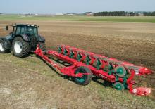 Ploughs Kverneland RN 100 