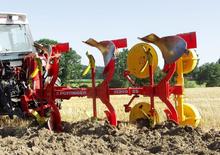 Ploughs Pöttinger Servo 25 