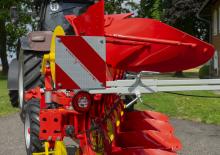 Ploughs Pöttinger Servo 4000