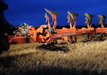 Ploughs Kuhn Vari-Manager 5E NSH