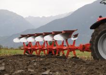 Ploughs Kuhn Vari-Master 153 6 NSH