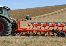 Ploughs Kuhn Vari-Master 182 T 7
