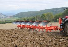 Ploughs Kuhn Vari-Master 183 6E NSH + ZX 