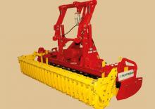 Power harrows Pöttinger Lion 402