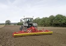 Power harrows Pöttinger Lion 5000