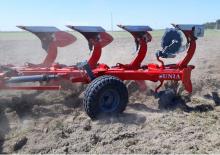 Pulluklar Unia Ibis XLS 3+1 Corn