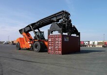 Reach stacker Toyota THD9900-R90