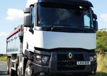 Rigid Chassis Renault C P8X4*4 TRIDEM OFF ROAD 11L E6
