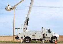 Römork Üstü Mafsallı Bomlu Vinçler Altec AA55+