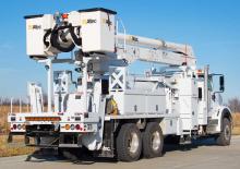 Römork Üstü Mafsallı Bomlu Vinçler Altec AN55EOC-E88