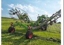 Rotary rakes Fendt Former 426 DN