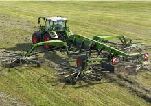 Rotary rakes Fendt Former 7850