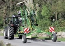 Rotary rakes Krone Swadro 807