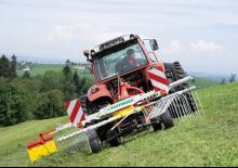 Rotary rakes Pöttinger Top 342