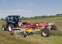 Rotary rakes Pöttinger Top 702 C