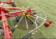 Rotary rakes Pöttinger Top 842 C
