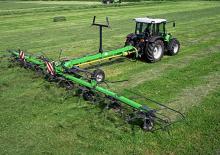 Rotary tedders DEUTZ-FAHR CoM 6022