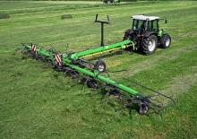 Rotary tedders DEUTZ-FAHR CoM 8022