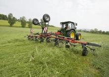 Rotary tedders Vicon Fanex 903 C