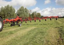 Rotary tedders Kuhn GF 17012