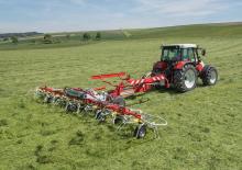 Rotary tedders Pöttinger Hit 8.9 T
