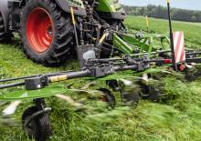 Rotary tedders Fendt Lotus 770